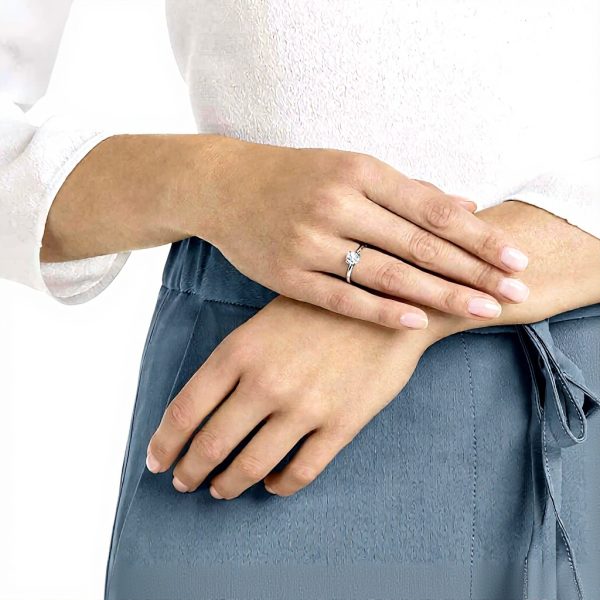 Anello Swarovski Attract Rotondo Bianco placcato rodio